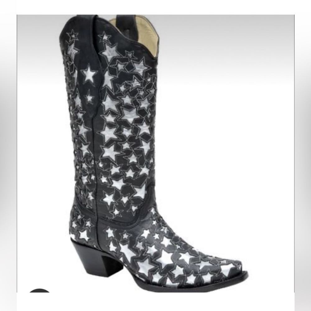 LOOKING FOR (ISO) Metallic Stars Silver Star Corral cowboy Boots.